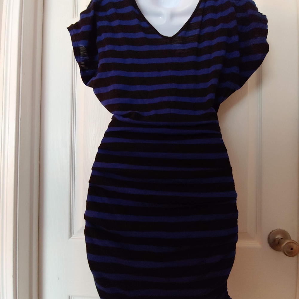 Mini/Midi Express Off Shoulder V-neck Jersey Dress